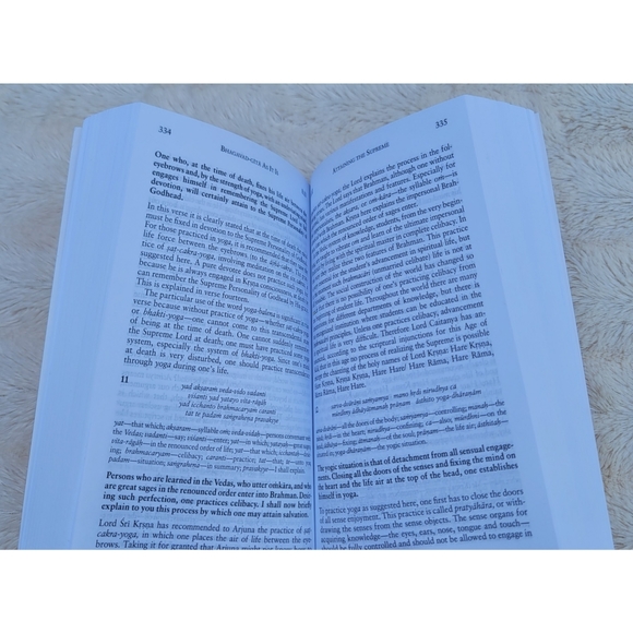Bhagavad-gita As It Is paperback book - Picture 6 of 16